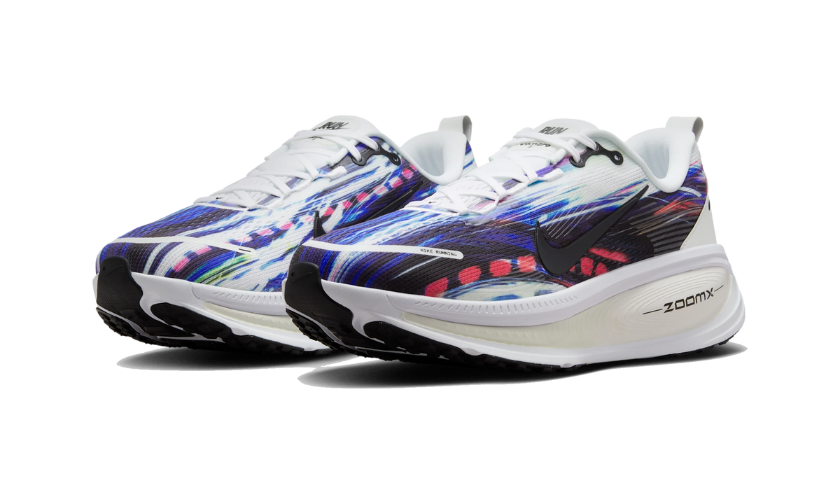 Nike Vomero 18 SE Light Trails