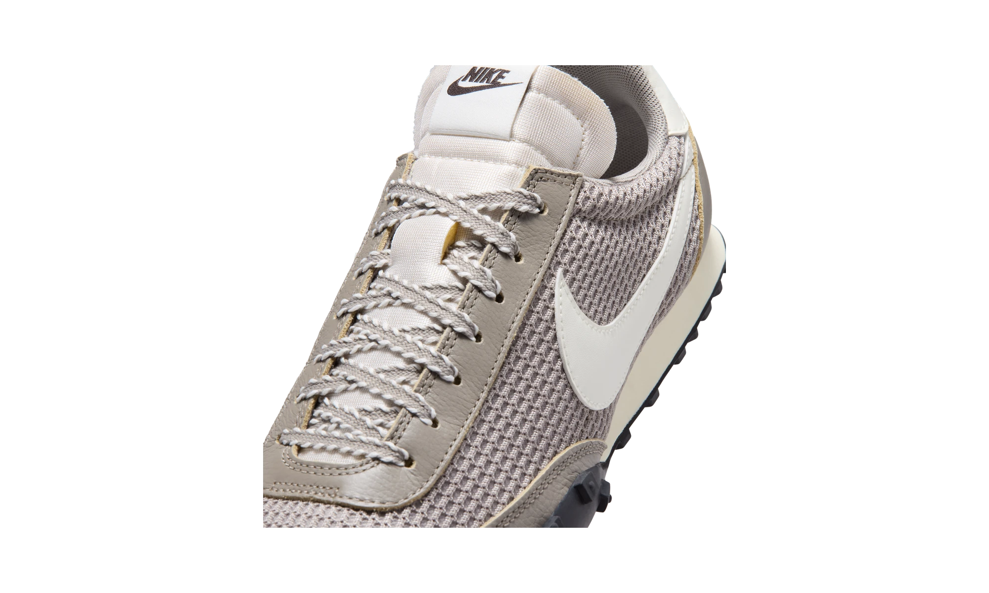 Nike Waffle Racer SE Moon Fossil Sail