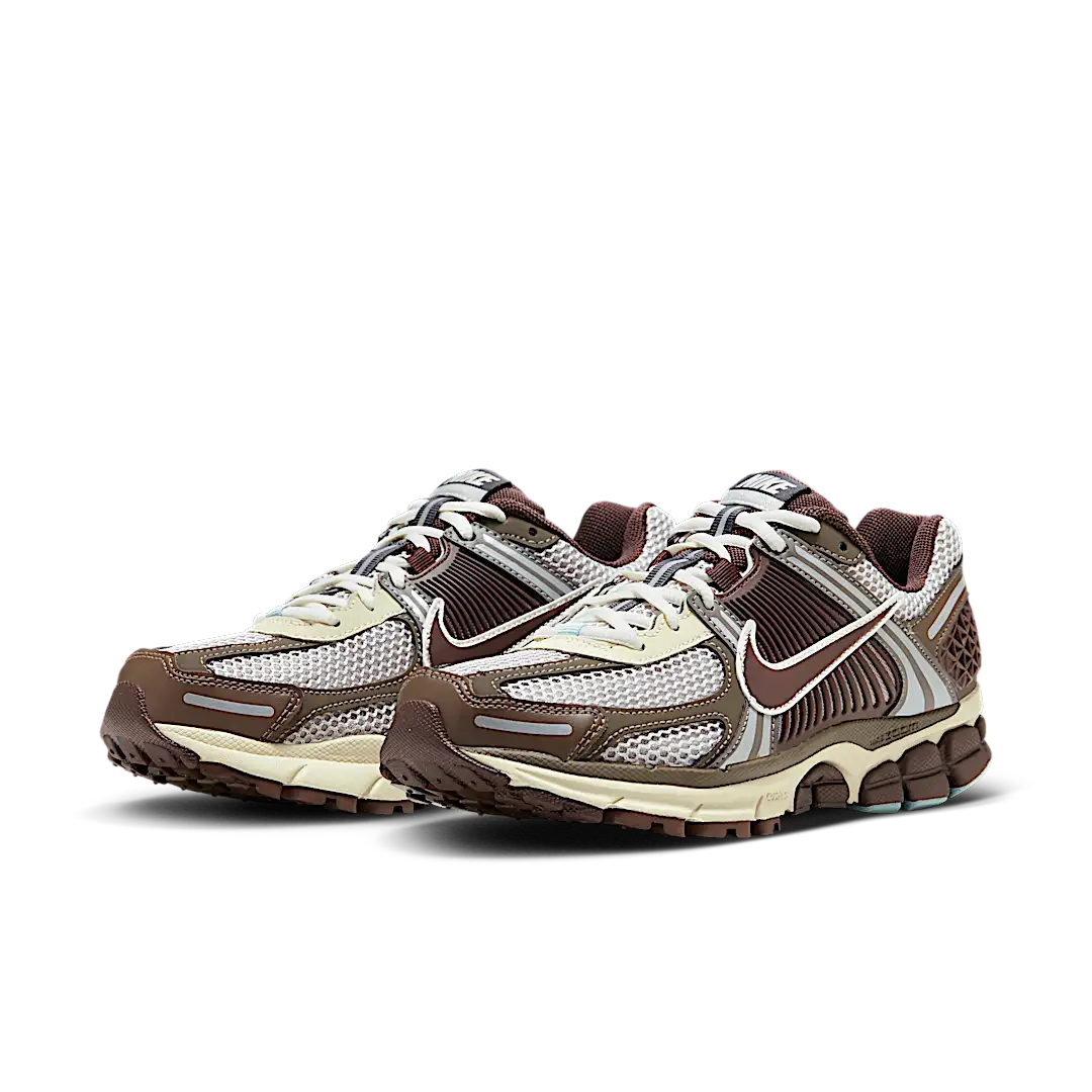 Nike Zoom Vomero 5 Earth Fossil, Light Iron Ore/Earth/Fossil (FD9920-022)