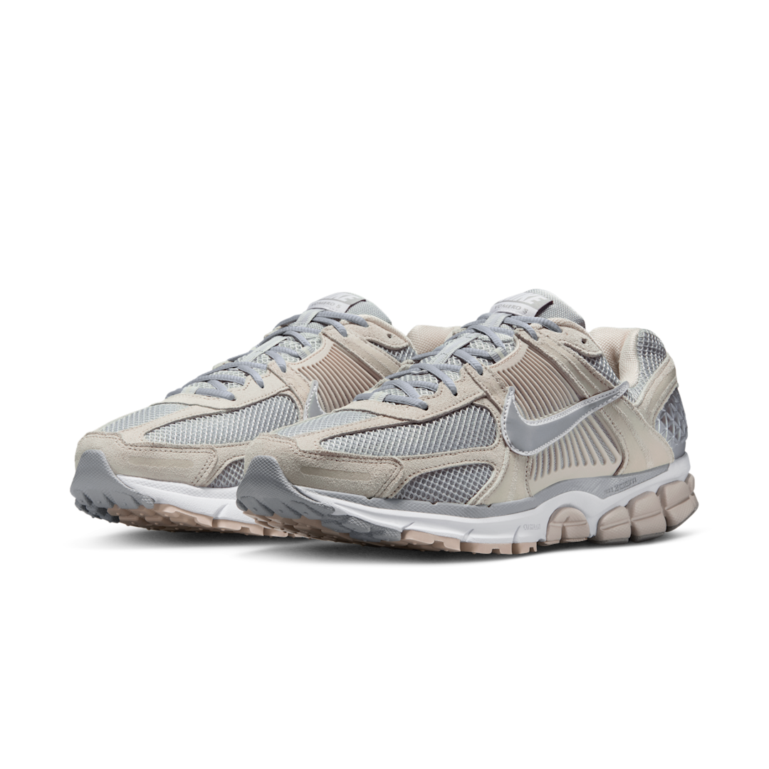Nike Zoom Vomero 5 Light Orewood Brown Light Smoke Grey, Light Orewood Brown/White/Metallic Platinum/Light Smoke Grey (HF1553-101)