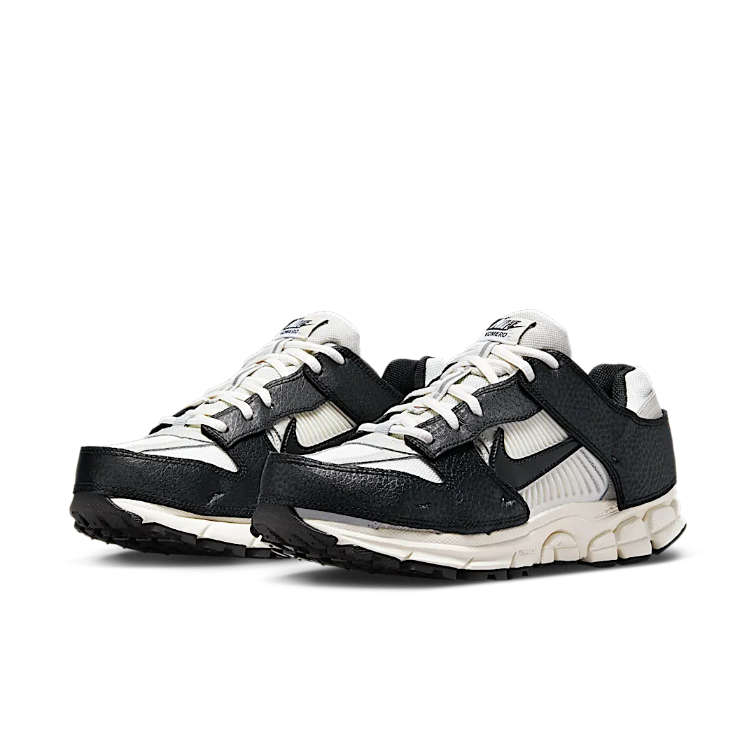 Nike Zoom Vomero 5 Timeless Panda Dunk, Sail/Black/Light Bone/Wolf Grey (FJ5474-133)