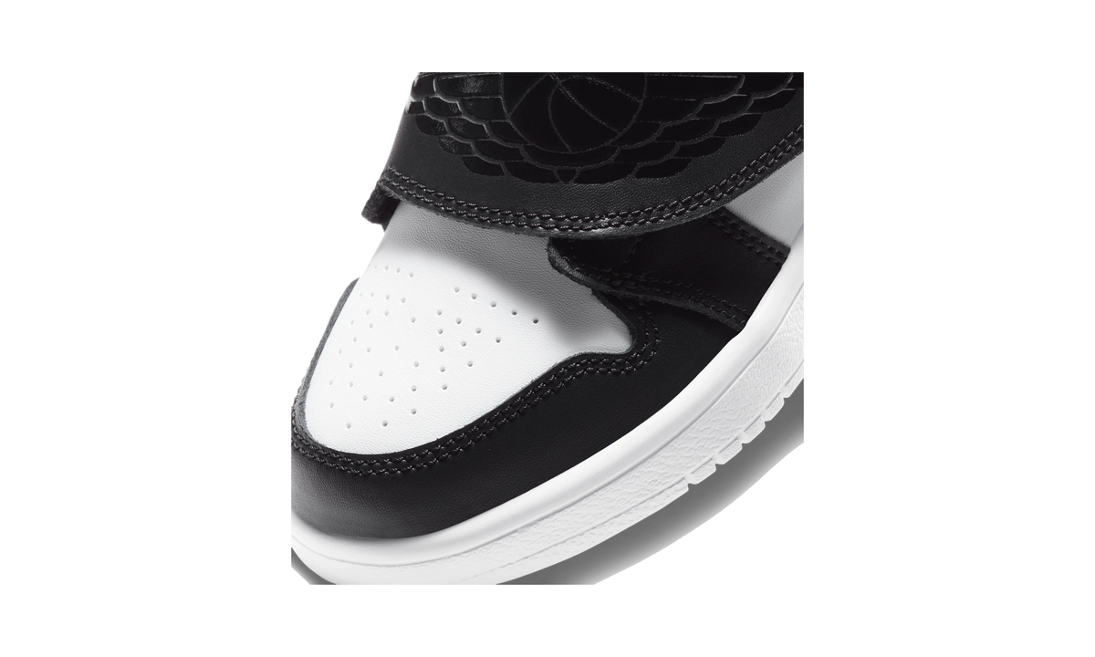 Sky Air Jordan 1 Black Whtie (PS)