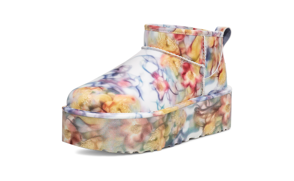 UGG Classic Ultra Mini Platform Boot Collina Strada Light Blue Floral