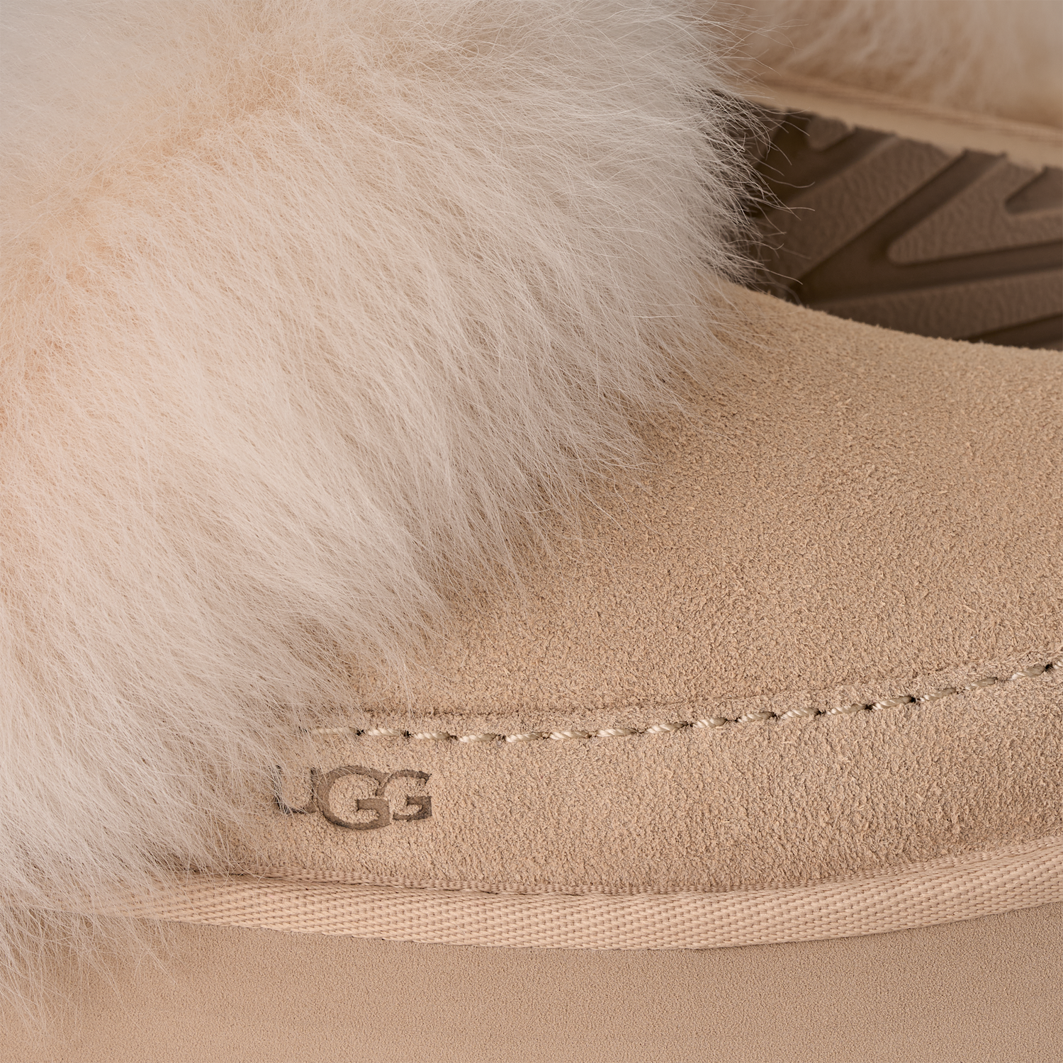 UGG Disquette Chalet Slipper Sandcastle