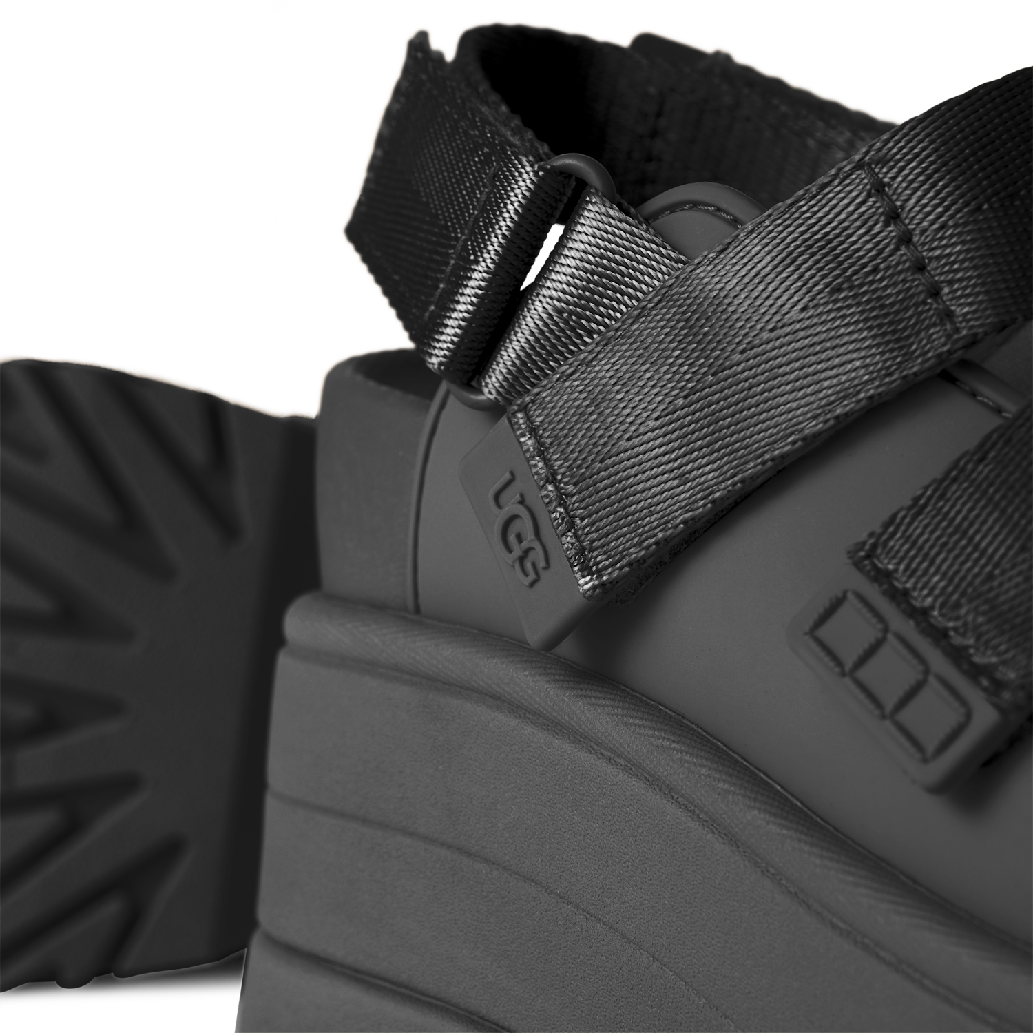 UGG GoldenRise Platform Sandals Black, Black (1167431-BLK)