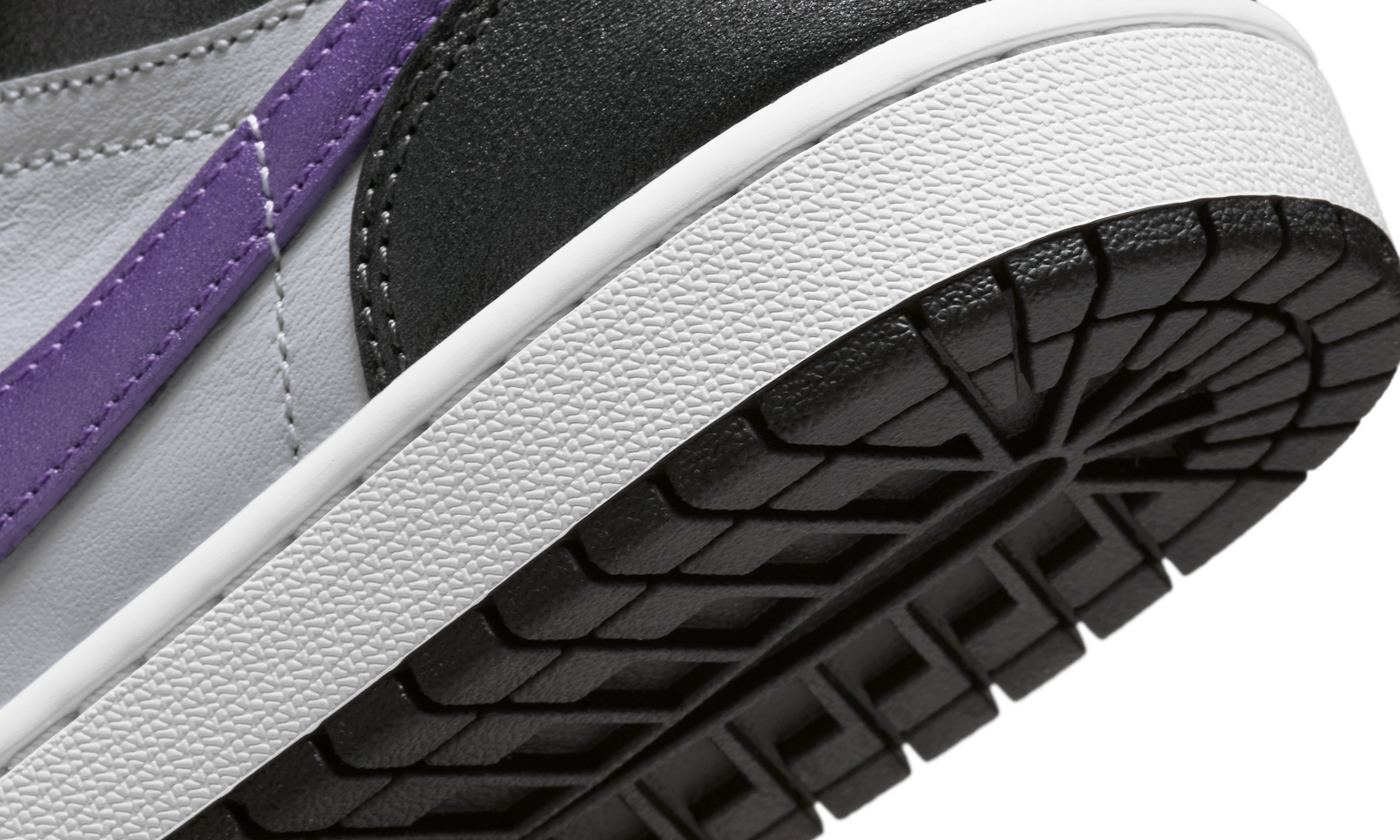 Wmns Air Jordan 1 Low SE 'Metallic Purple'
