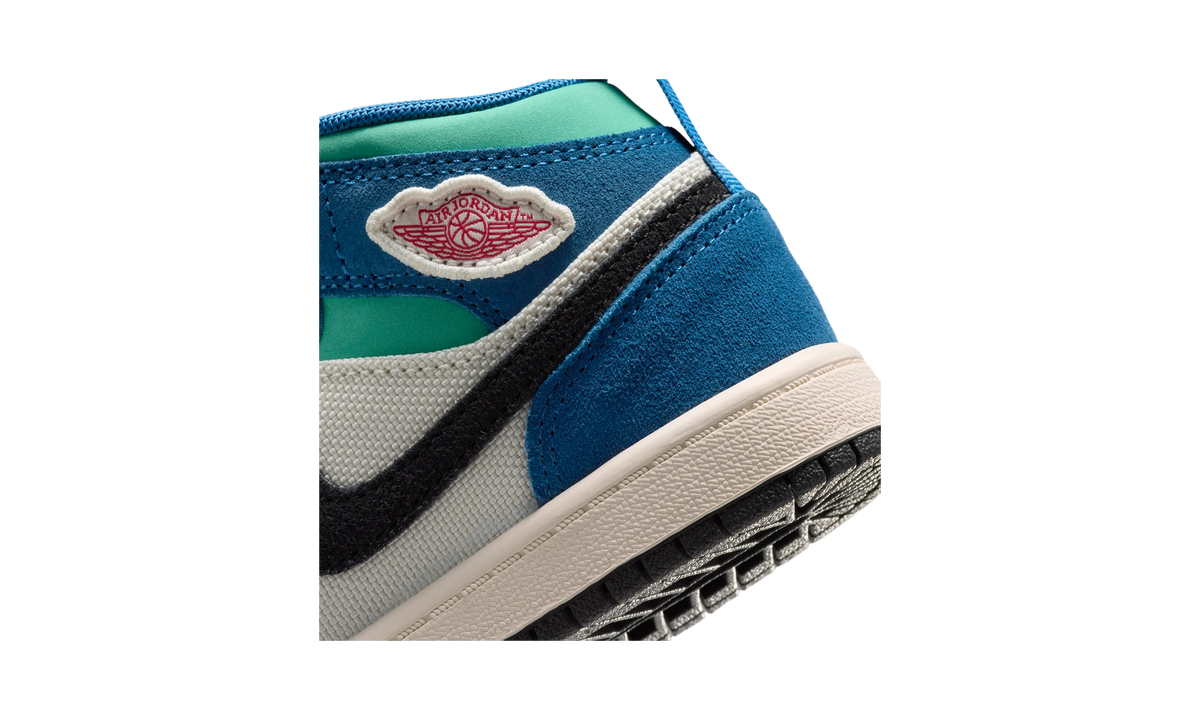 Air Jordan 1 Mid SE Chalk/True Blue/Kinetic Green/University Red