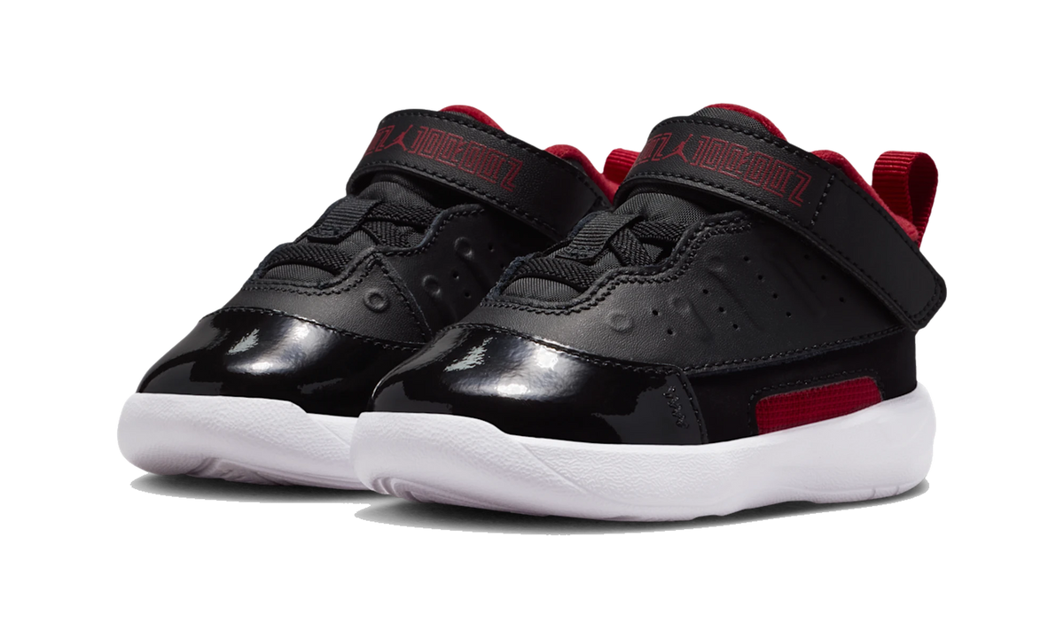 Air Jordan Max Aura 7 Black/White/Varsity Red