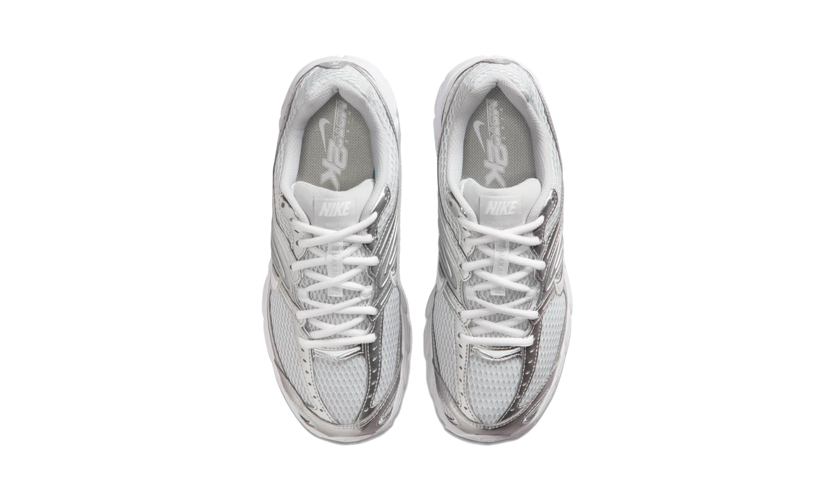 Nike Air Max Moto 2K shoes with reflective accents Grey Fog/Metallic Silver/White