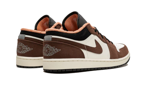 Air Jordan 1 Low Mocha, Light Chocolate/Crimson Bliss-Black-Sail (DC6991-200)