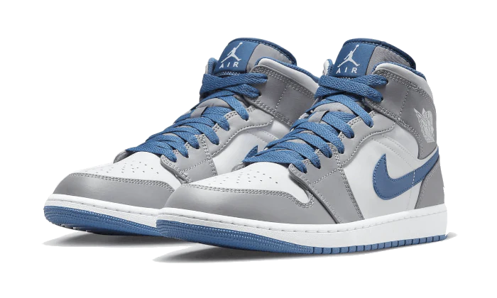 Air Jordan 1 Mid True Blue, Cement Grey/White/True Blue (DQ8426-014 / DQ8423-014)