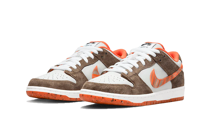 Nike SB Dunk Low Crushed D.C., Olive Grey/Mantra Orange/Rattan (DH7782-001)